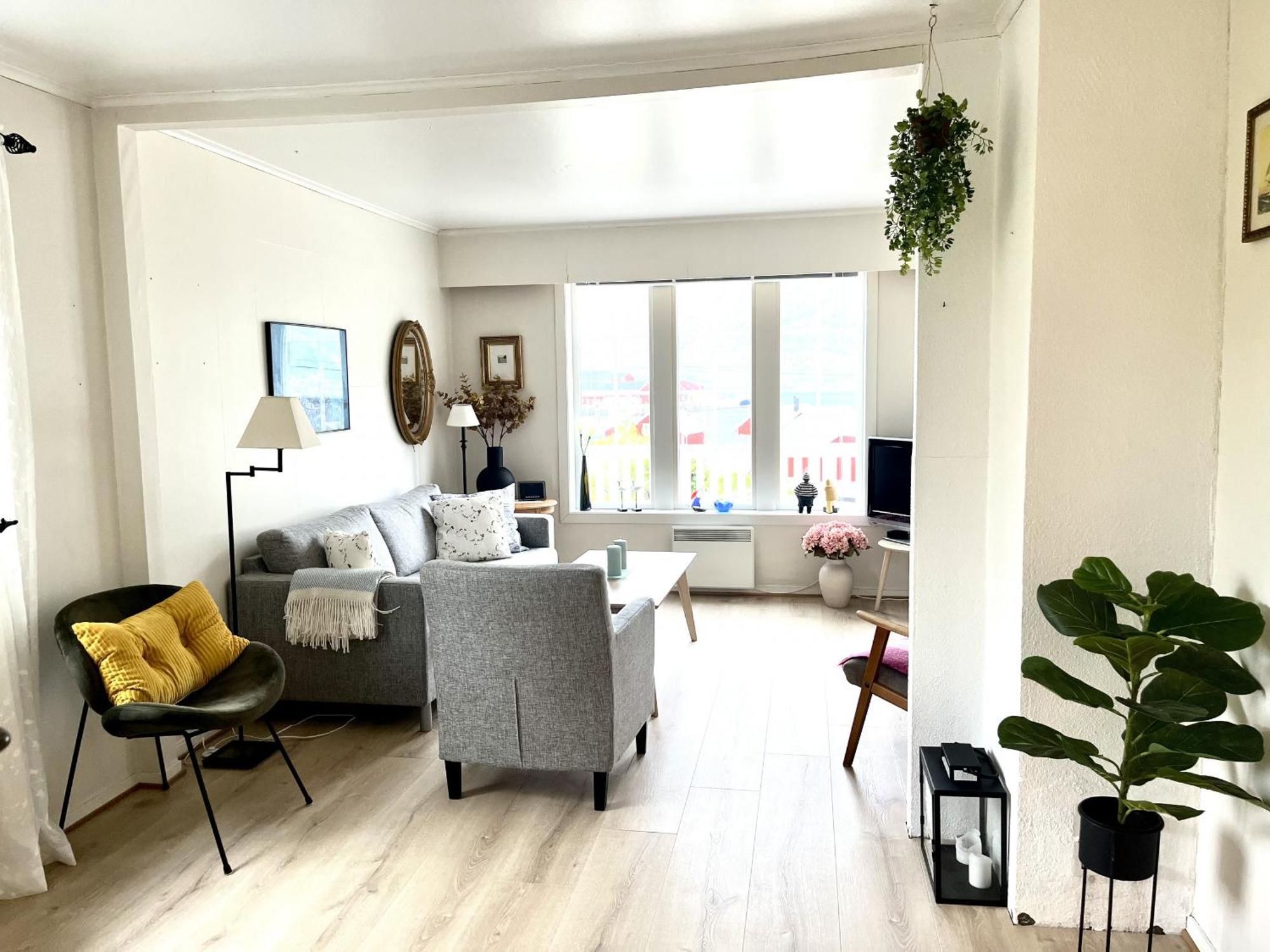 Villa Koselig Nyrestaurert Hus Med Flott Utsikt! Reine Esterno foto